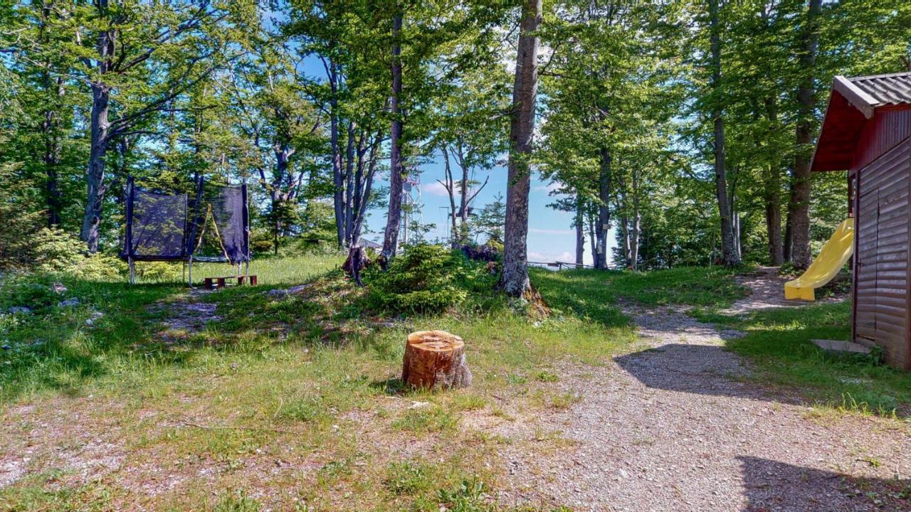 Planinarski Centar Petehovac Delnice Bagian luar foto
